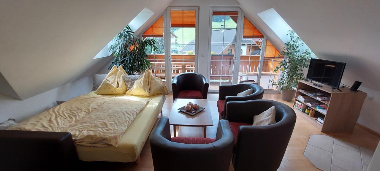 Appartamento Penthouse Aineckblick Sankt Margarethen im Lungau Esterno foto